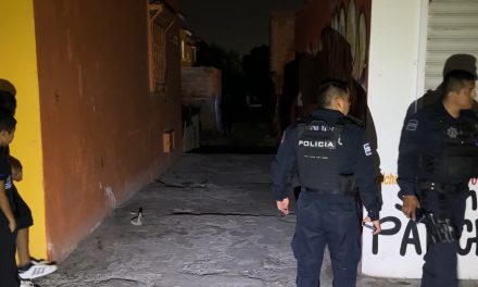 Saltillo: Hombre sale de callejón e intenta violar a jovencita; se defiende y es apuñalada