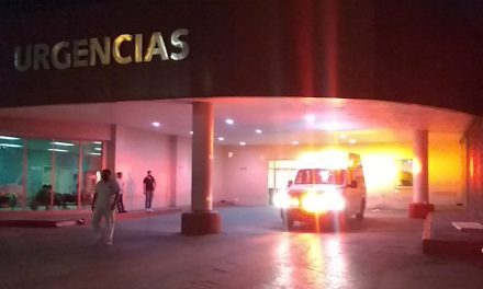 Saltillo: Joven discute con su expareja y la lanzan de un auto en movimiento