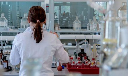 Alemania declara confinamiento de 21 días para contagiados con la viruela del mono