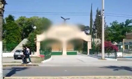 Estudiantes de Parras son evacuados por una presunta fuga de gas