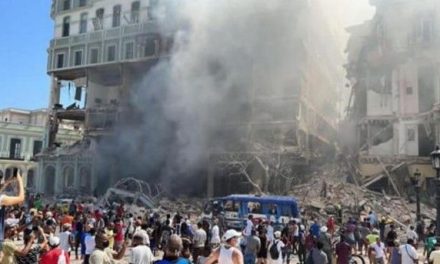 Hotel Saratoga en Cuba sufre una explosión y lo destruye por completo