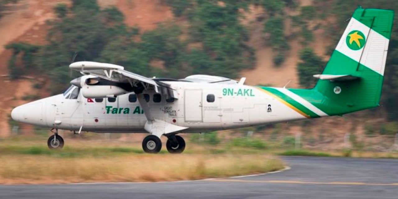 Avión desaparece en Nepal con 22 personas a bordo