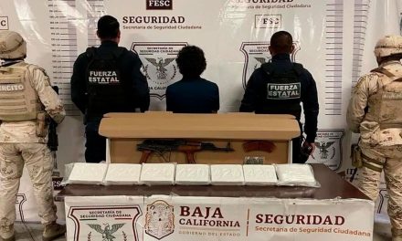 Cae menor con arma larga y más de 7 kilos de heroína en Tijuana
