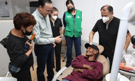 Avanza con éxito el programa Mejora tu Sonrisa en Saltillo