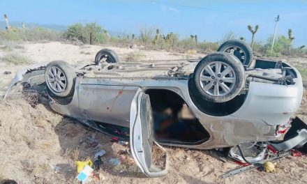 Volcadura fatal: Una persona pierde la vida en accidente sobre la carretera a Monclova