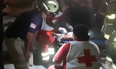 Se registra un fuerte accidente durante la madrugada en la Saltillo-Torreón