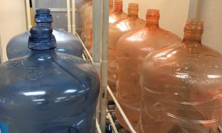 Vienen regios por el agua de Saltillo