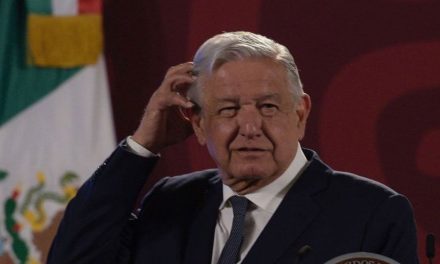 Crisis de agua, por permisos a cerveceras y falta de planeación: AMLO