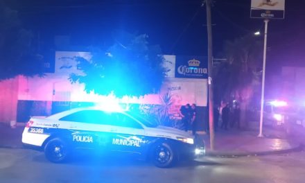 Se desata riña en antro de Torreón y termina clausurado (video)