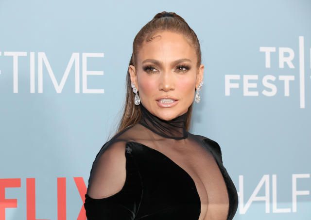 Presenta JLo a su hija con pronombre neutro