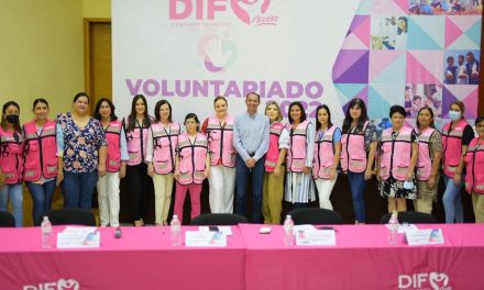 Rinde protesta voluntariado del DIF en Acuña