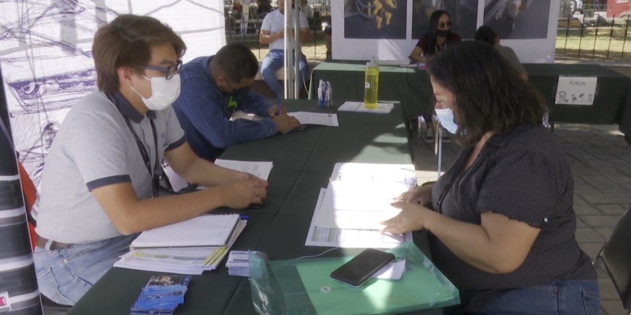 Ofertan 48 empresas más de dos mil 500 vacantes en Ramos Arizpe