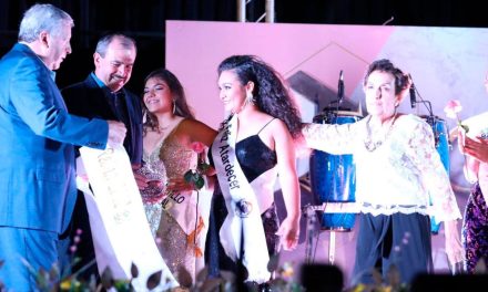 Se corona Alondra como Reyna de la Expo Feria Saltillo
