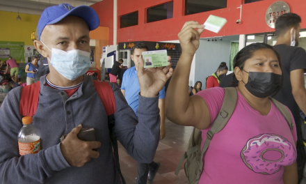 Salen migrantes de Saltillo