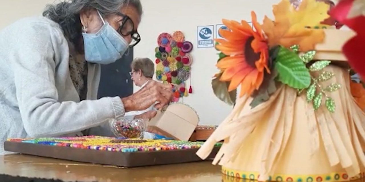 IMMS Coahuila le cambia la vida a abuelita de 87 años