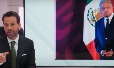 Loret de Mola defiende al hijo de AMLO de ataques