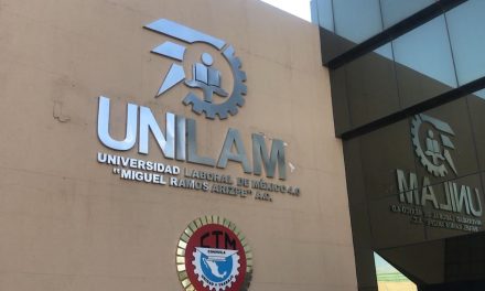 Recibe la UNILAM 4.0 reconocimiento de carreras
