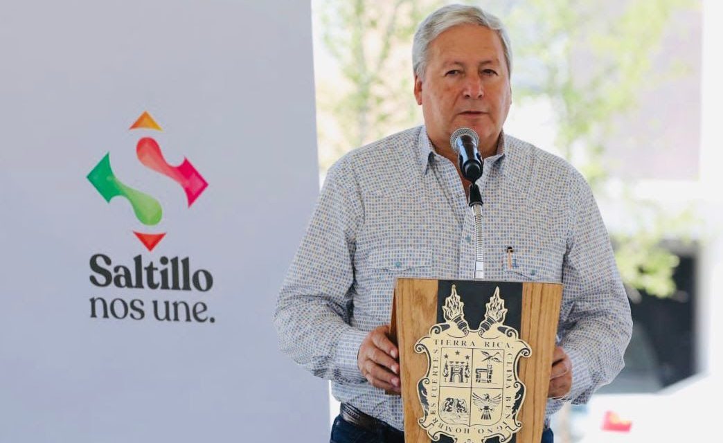 Impulsa Chema Fraustro el desarrollo integral; inician más de mil mujeres la preparatoria