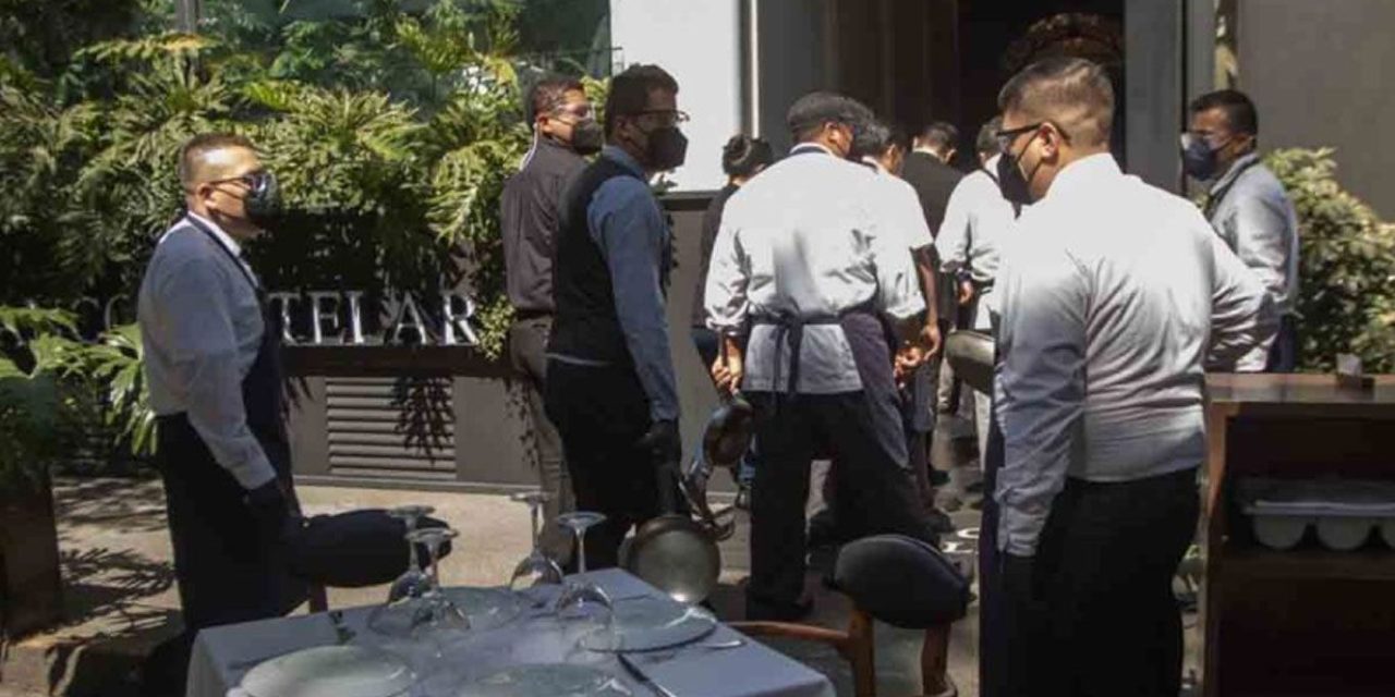 Piden dos copas de whisky y les cobran 13 mil pesos en San Pedro, N.L