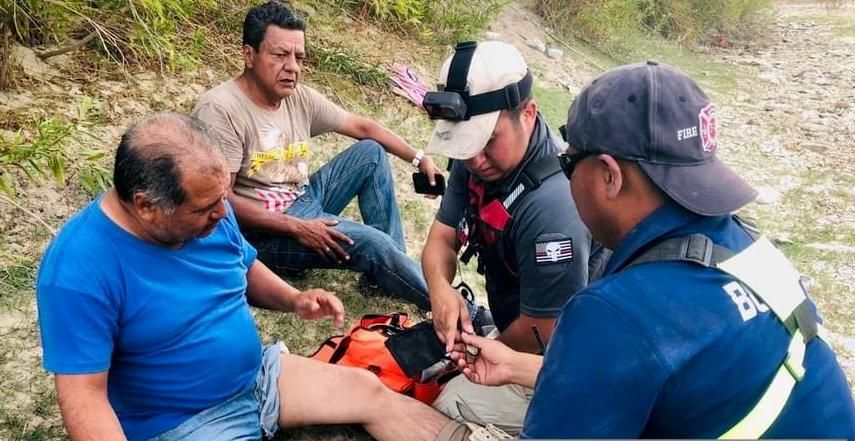 Rescatan a persona perdida en sierra de Acuña