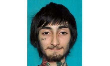 Identifican a joven de 21 años como posible implicado de tiroteo de EU