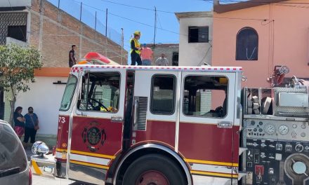¡Familia se lleva un fuerte susto! Lavadora provoca incendio en su casa en Saltillo