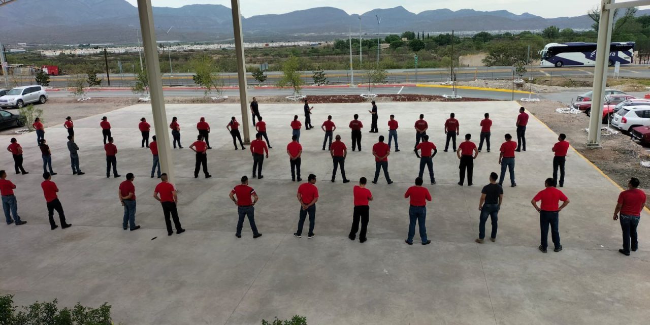 Inicia formación de bomberos voluntarios en Saltillo