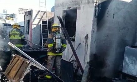 Saltillo: El ‘Huesos’ discute con su pareja y decide incendiar su casa en Teresitas