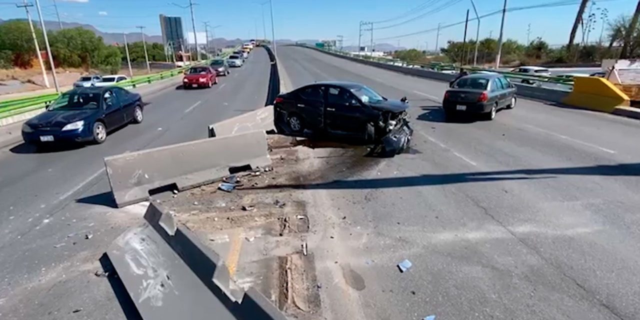Invade carriles de LEA y provoca caos vial en Saltillo