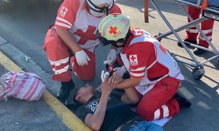 Saltillo: cruza bulevar Fundadores corriendo y lo atropellan