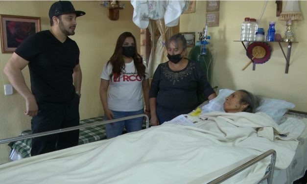 Dr. Diego Ricaño y Fundación RCG apoyan con silla de ruedas en Arteaga