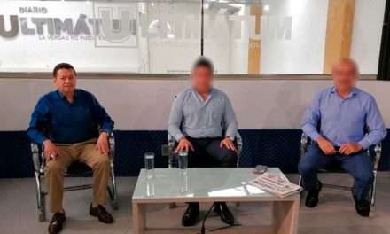 Dueño de un periódico en Chiapas le dispara a su esposa y se da a la fuga