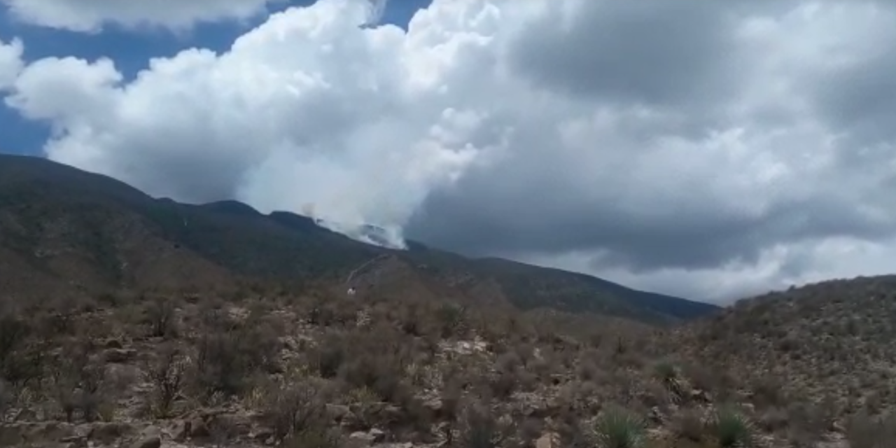 Resurge incendio en Parras