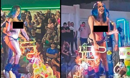 Mujer Luna Bella se desnuda en carnaval de Veracruz y madres de familia enfurecen