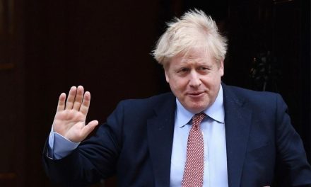 Renuncia Boris Johnson como primer ministro de Reino Unido tras escándalo sexual en su equipo