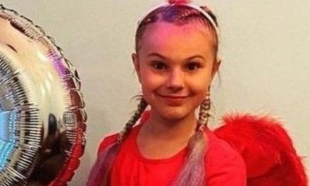 Apuñalan a niñita de 9 años mientras jugaba con su hermana en la calle