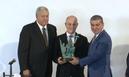 Entrega alcalde Presea Saltillo 2022