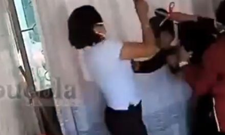 Presidenta del DIF Tlaxcala ataca a mujer e intenta raparla, tendría relación con alcalde, su esposo (video)