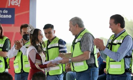 Chema Fraustro comienza rehabilitación de cancha en Saltillo