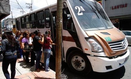 Hacen 70% de descuento a transportistas de Saltillo para renovar concesiones