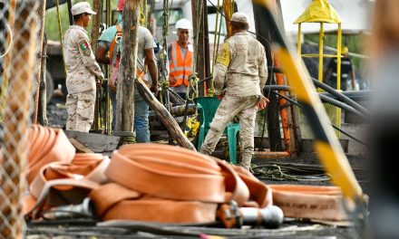 Empresas alemanas y de EU ayudan en rescate de mineros en Sabinas