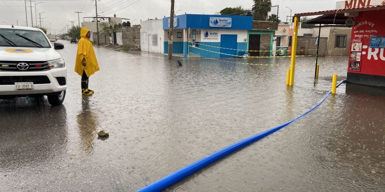 Dependencias despliegan operativo por lluvias en Torreón