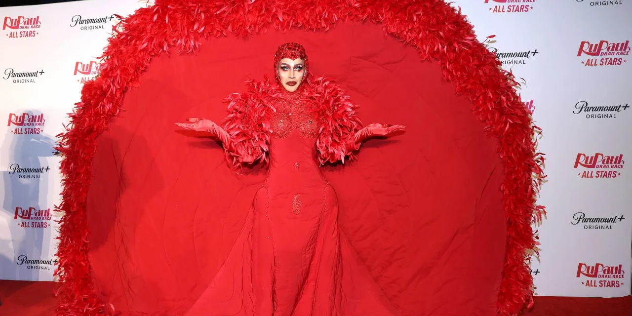 Participante RuPaul’s Drag Race revela que se contagió de la viruela del mono