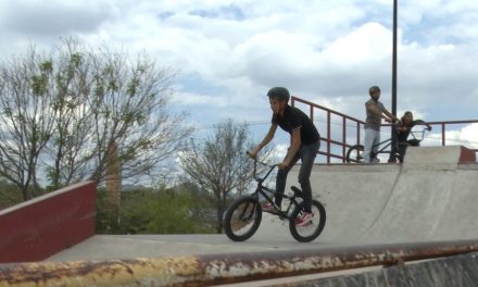 Realizan competencia de BMX en Saltillo