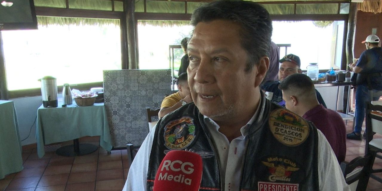 Celebra Moto Club Camellos 20 Años