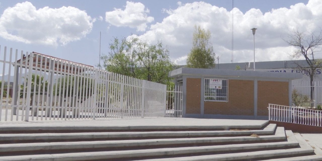 Escuelas de Saltillo reciben mantenimiento para el inicio de clases