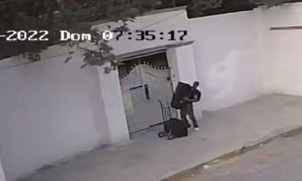 Ladrones acaban con primaria de Saltillo; se llevan la bocina y las mesas
