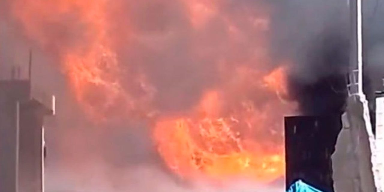 Explota ducto de Pemex en Amozoc, Puebla; daña varias casas (Video)