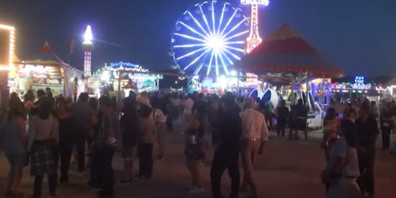 Clausura de la Feria de la Uva y el Vino en Parras