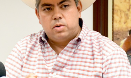 Que aplique la ley contra Paredes y Dávila